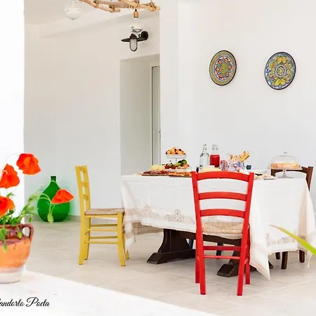 Il Mandorlo Poeta Bed & Breakfast