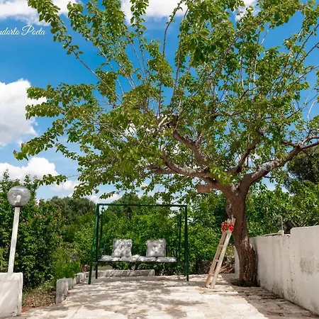 Il Mandorlo Poeta Bed & Breakfast *