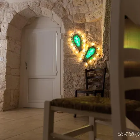 Il Mandorlo Poeta Bed & Breakfast Ostuni
