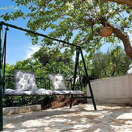 Il Mandorlo Poeta Bed & Breakfast